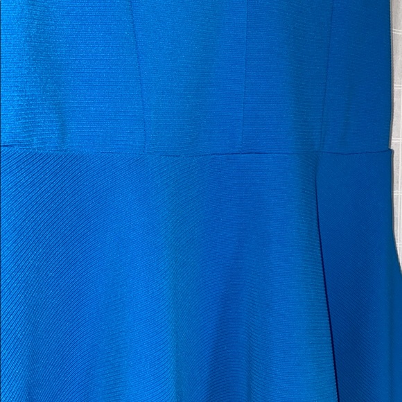 Sirens flare party dress - Picture 2 of 7